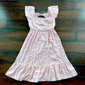 Old Navy pale pink dress.